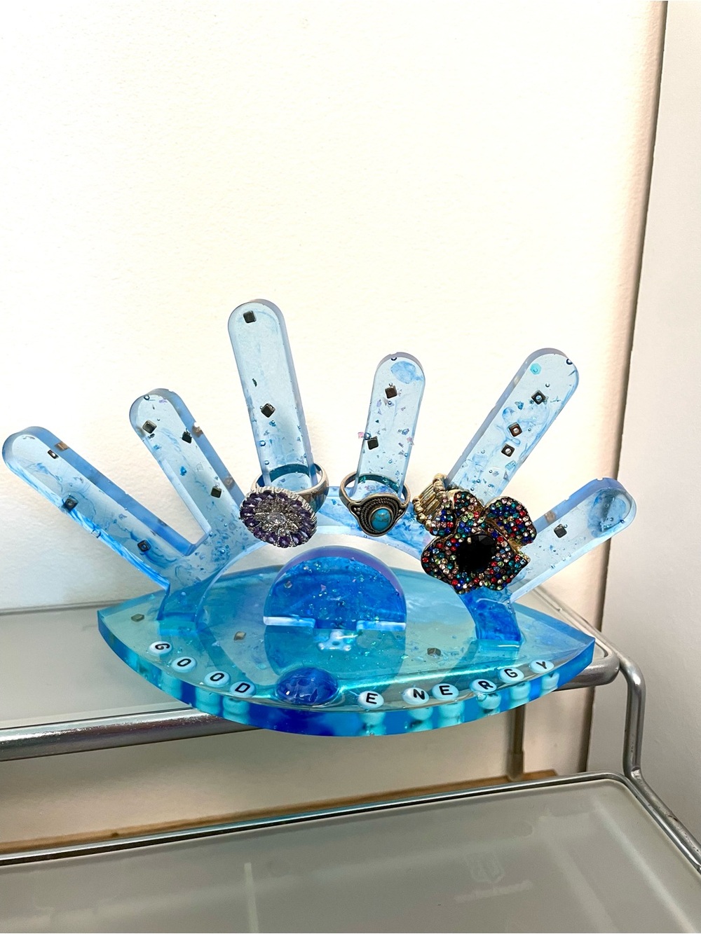 Blue Resin 'Good Energy' Evil Eye Jewelry Display - Picture 3 of 4